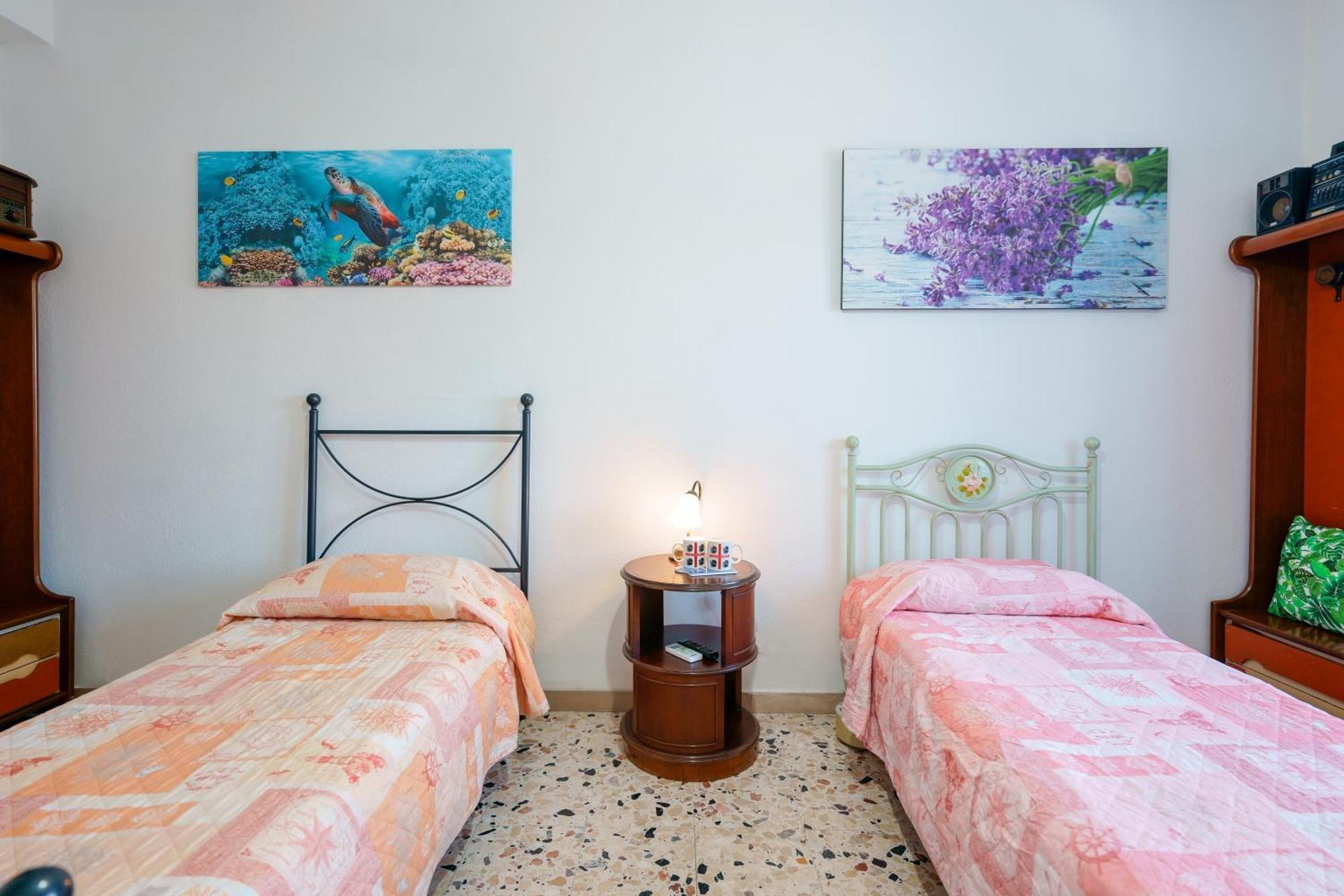B&B Pothos - Eng Ita - Air Conditioning Wi-Fi Fridge Netflix Local Guide - Aria Condizionata, Frigo, Internet, Guida Locale Каляри Екстериор снимка